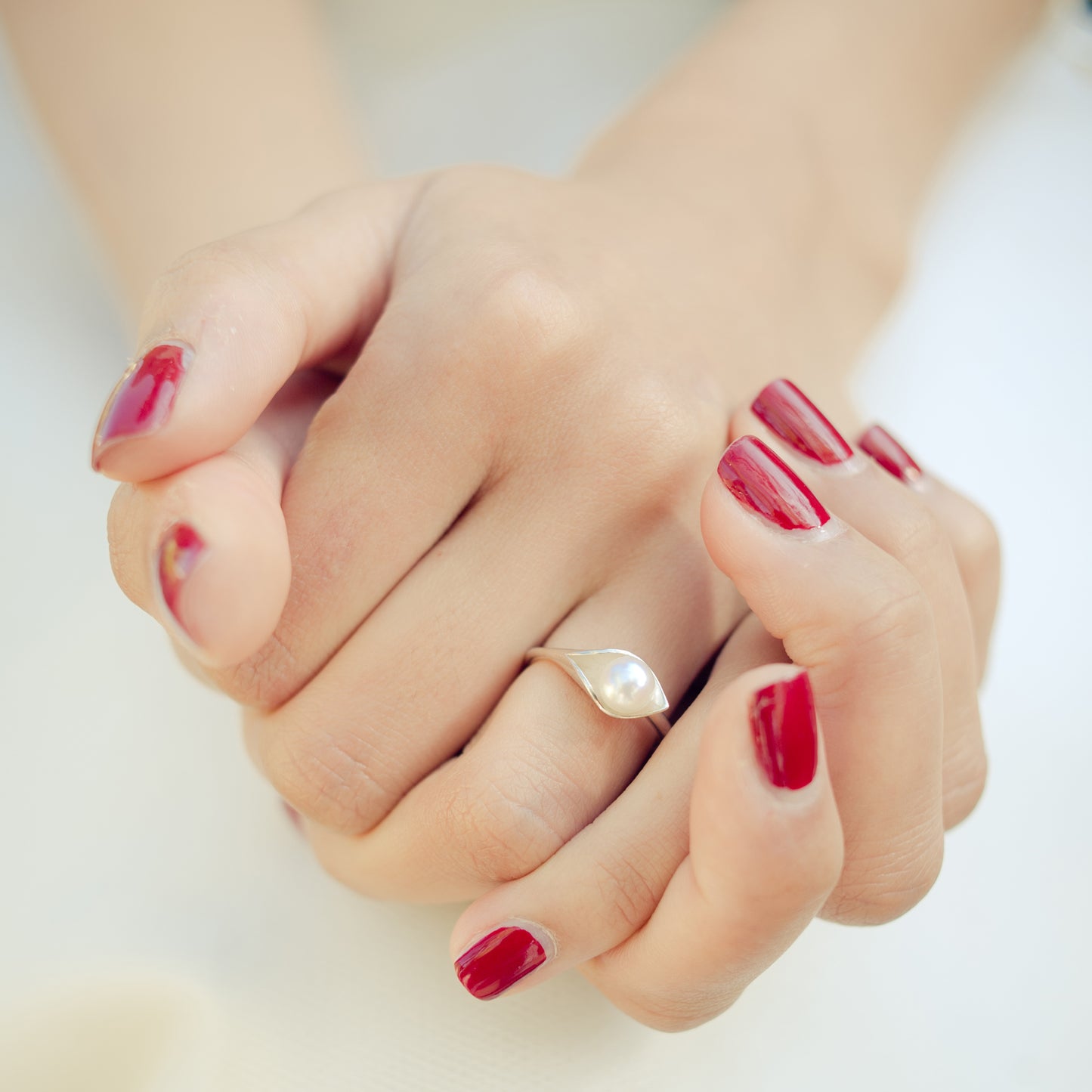 Calla Lily Pearl Ring