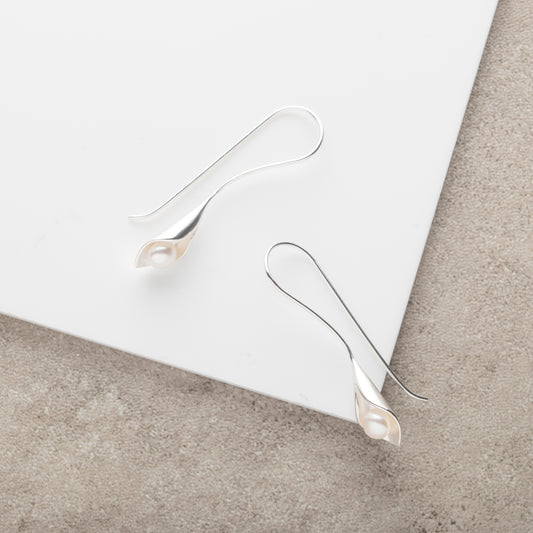 Calla Lily Pearl Drop Earrings