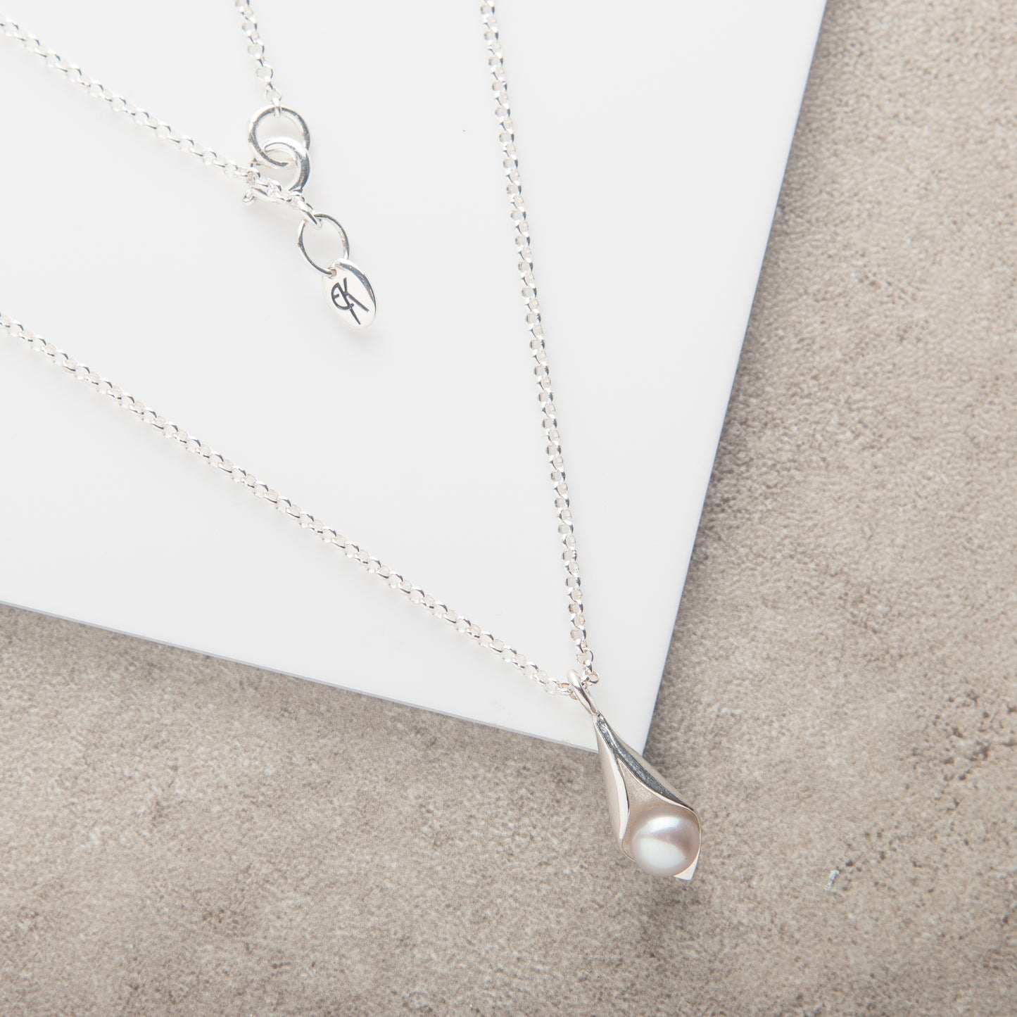 Calla Lily Pearl Pendant