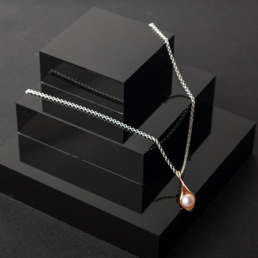 Gold Calla Lily Pearl Pendant