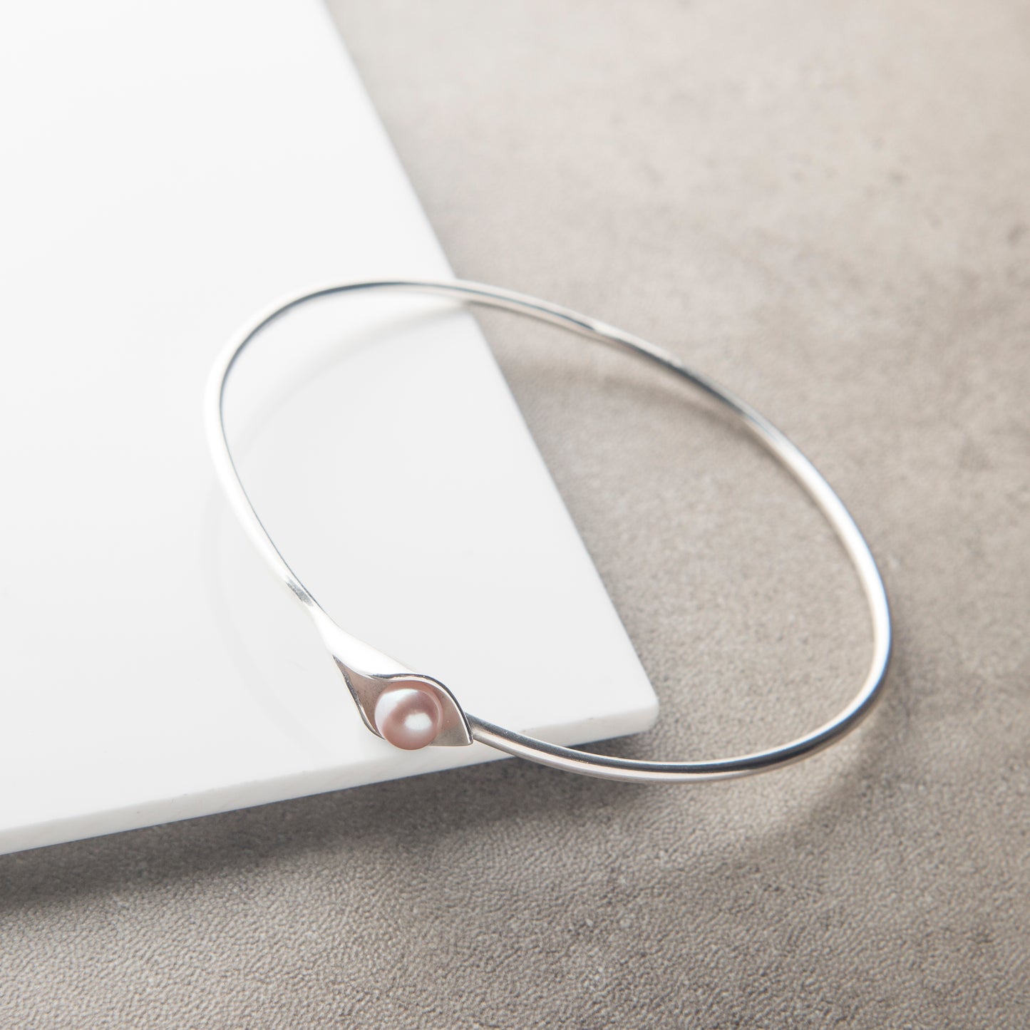 Calla Lily Pearl Bangle