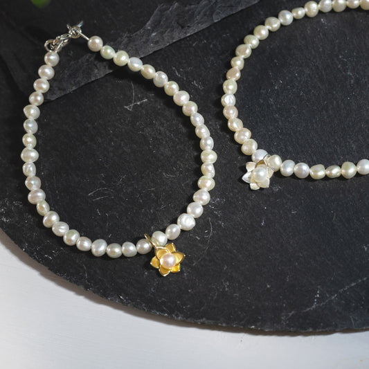 Dainty Daffodil Pearl Bracelet