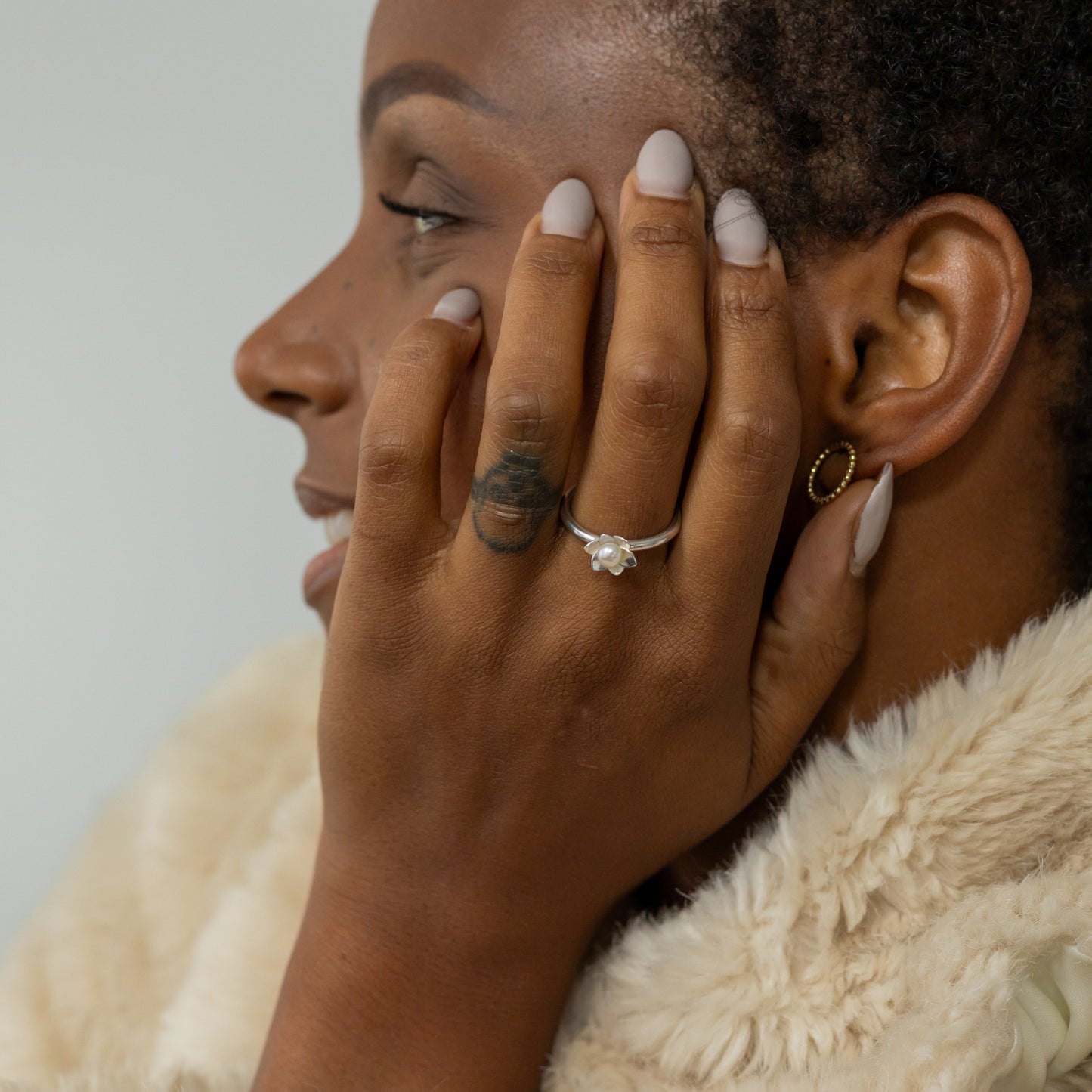 Dainty Daffodil Pearl Ring